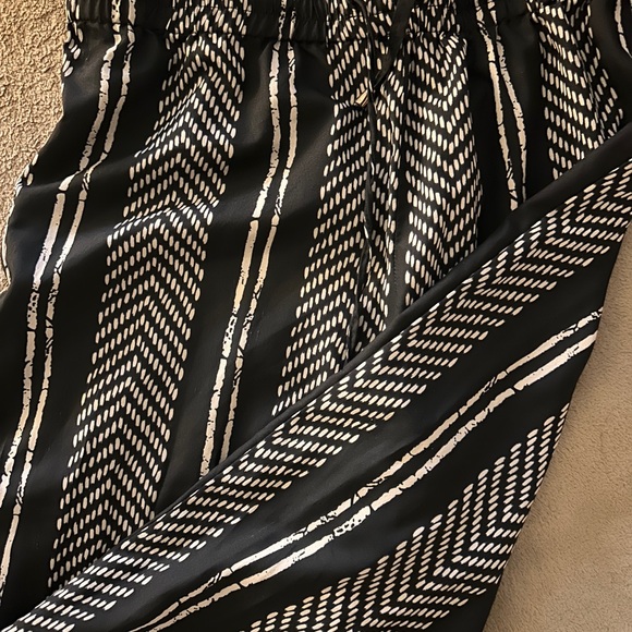 Flowy Drawstring Pant - Picture 2 of 2